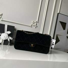 Picture of Chanel Handbags _SKUfw240126657fw